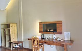 Spring Hill Hotel Ruteng